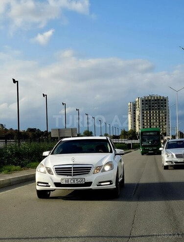 Mercedes E 200 2011, 250,000 km - 2.1 l - Bakı