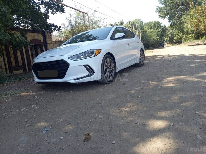 Hyundai Elantra 2017, 230,136 km - 2.0 l - Goranboy