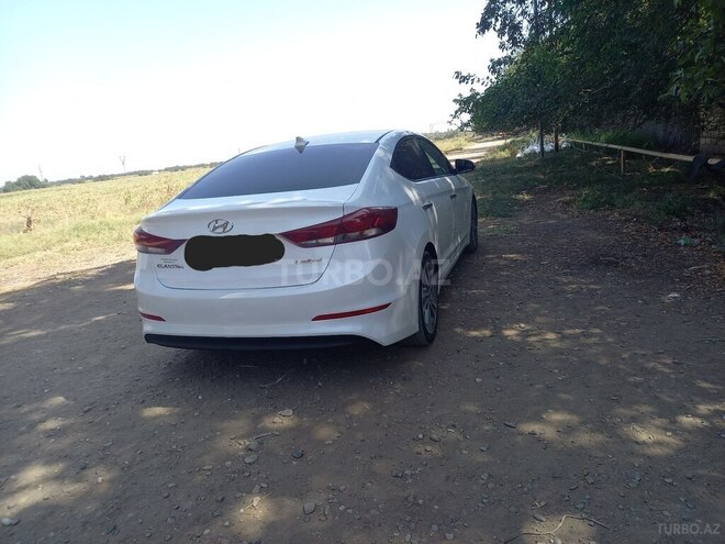 Hyundai Elantra 2017, 230,136 km - 2.0 l - Goranboy