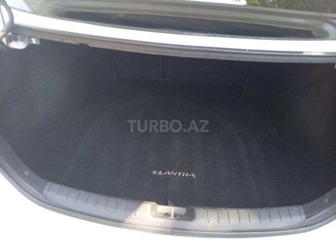 Hyundai Elantra 2017, 230,136 km - 2.0 l - Goranboy