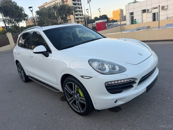 Porsche Cayenne 2012, 215,000 km - 3.6 l - Bakı