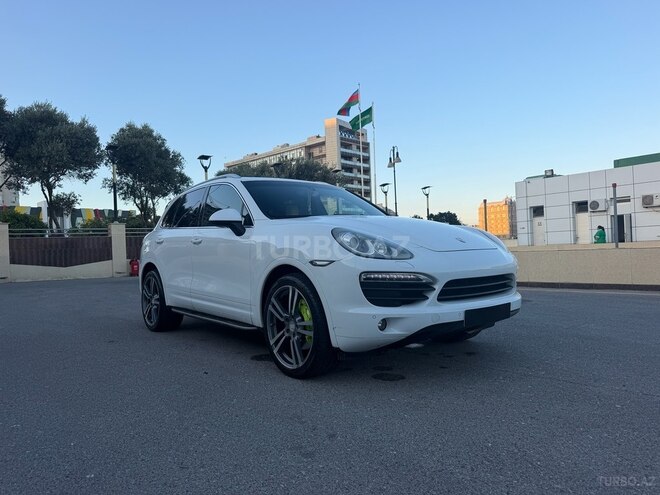 Porsche Cayenne 2012, 215,000 km - 3.6 l - Bakı