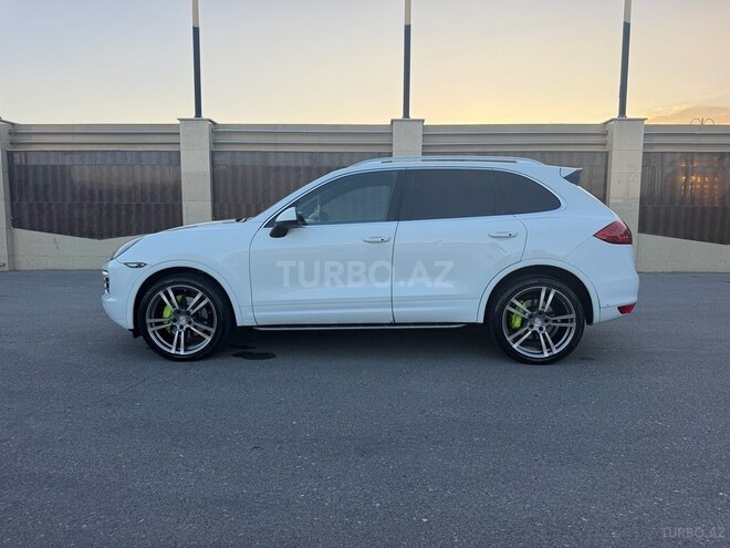 Porsche Cayenne 2012, 215,000 km - 3.6 l - Bakı