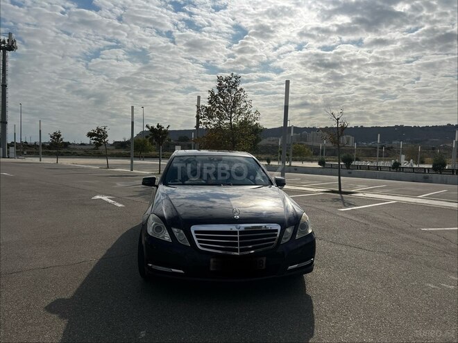 Mercedes E 220 2011, 318,001 km - 2.1 l - Bakı