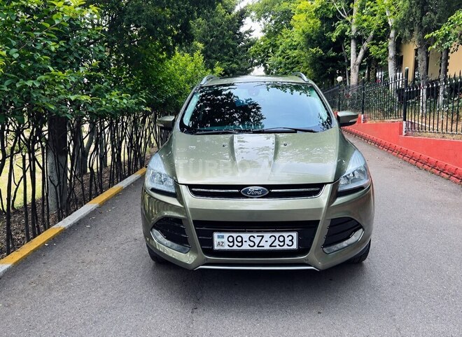 Ford Kuga 2014, 400,000 km - 1.6 l - Bakı