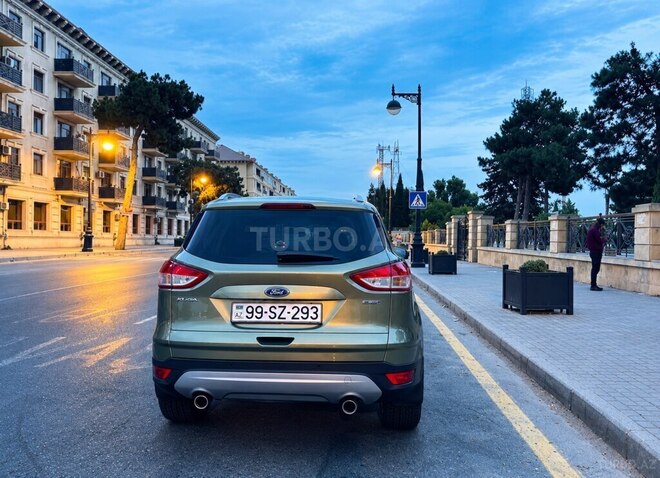 Ford Kuga 2014, 400,000 km - 1.6 l - Bakı