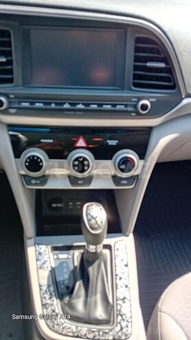 Hyundai Elantra 2019, 119,000 km - 2.0 l - Bakı