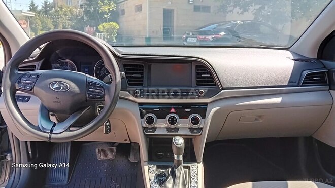 Hyundai Elantra 2019, 119,000 km - 2.0 l - Bakı