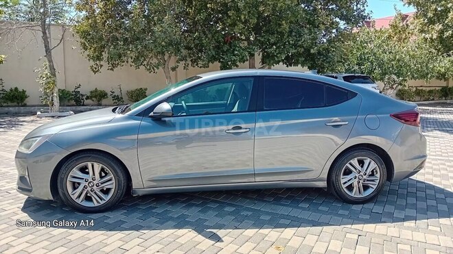 Hyundai Elantra 2019, 119,000 km - 2.0 l - Bakı