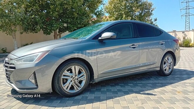 Hyundai Elantra 2019, 119,000 km - 2.0 l - Bakı