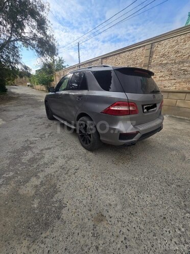 Mercedes ML 350 4MATIC 2011, 217,000 km - 3.5 l - Bakı