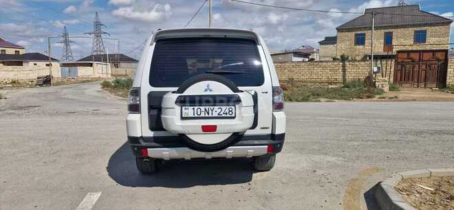 Mitsubishi Pajero 2008, 193,000 km - 3.0 l - Bakı