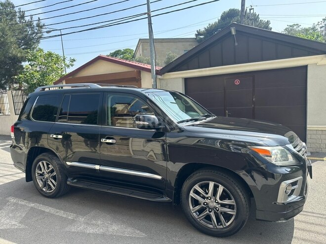 Lexus LX 570 2013, 300,000 km - 5.7 l - Bakı