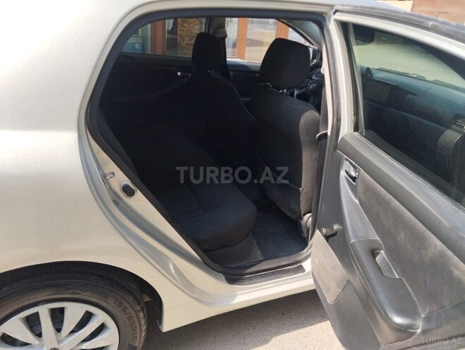 Toyota Corolla 2005, 367,000 km - 1.4 l - Sumqayıt
