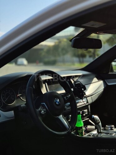 BMW 528 2015, 245,000 km - 2.0 л - Bakı