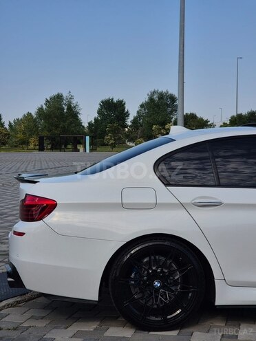 BMW 528 2015, 245,000 km - 2.0 л - Bakı