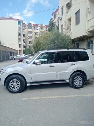 Mitsubishi Pajero 2012, 230,000 km - 3.2 л - Bakı