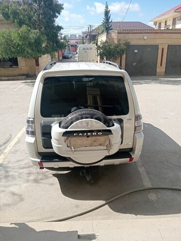 Mitsubishi Pajero 2012, 230,000 km - 3.2 л - Bakı