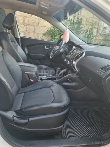 Hyundai ix35 2011, 201,105 km - 2.0 л - Bakı