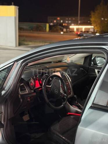 Opel Astra 2011, 370,000 km - 1.6 l - Bakı