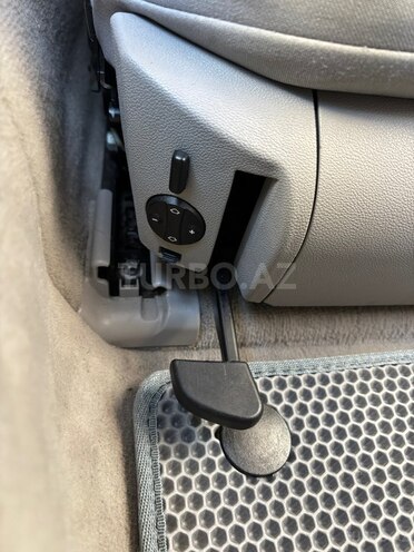 Mercedes E 280 2005, 251,000 km - 3.0 l - Bakı