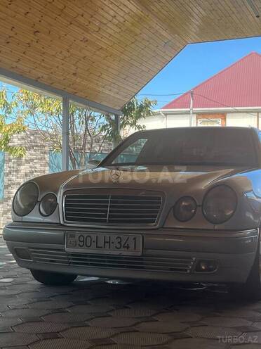Mercedes E 240 1999, 351,323 km - 2.4 l - Zərdab