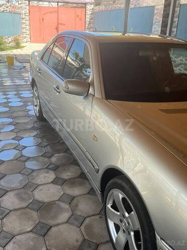 Mercedes E 240 1999, 351,323 km - 2.4 l - Zərdab
