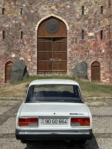 LADA (VAZ) 2107 2010, 75,000 km - 1.6 л - Tovuz