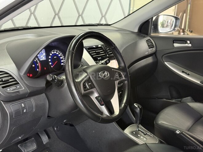 Hyundai Accent 2018, 64,000 km - 1.4 l - Bakı