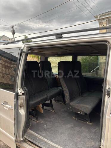 Mercedes  2001, 425,000 km - 2.1 l - Qazax
