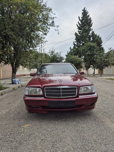 Mercedes C 220 1999, 450,000 km - 2.2 l - Ağstafa