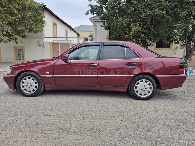 Mercedes C 220 1999, 450,000 km - 2.2 l - Ağstafa
