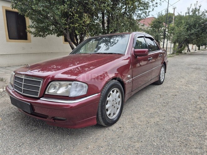 Mercedes C 220 1999, 450,000 km - 2.2 l - Ağstafa