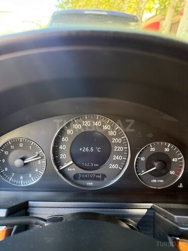 Mercedes E 220 2006, 164,000 km - 2.2 l - Bakı