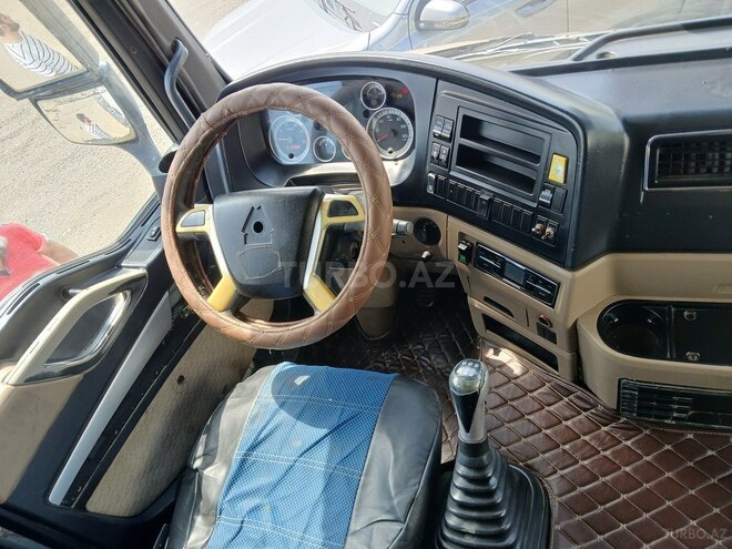 HOWO Sinotruk 2014, 195,000 km - 9.0 l - Bakı