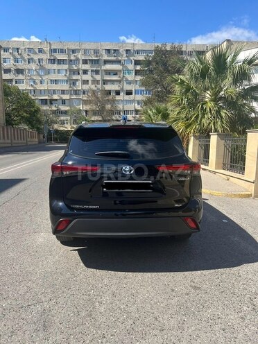 Toyota Highlander 2023, 29,000 km - 2.5 l - Bakı