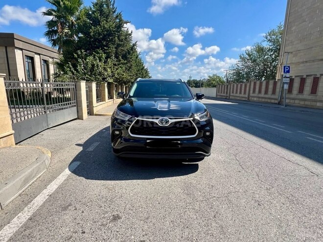 Toyota Highlander 2023, 29,000 km - 2.5 l - Bakı