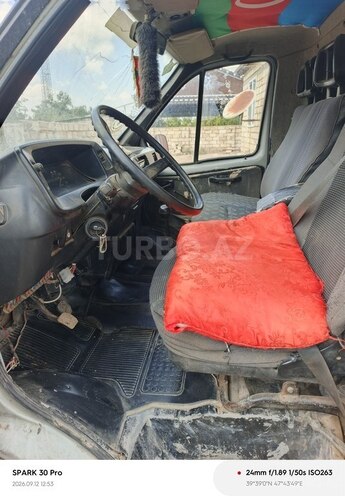 GAZ  2000, 739,000 km - 2.4 l - Beyləqan