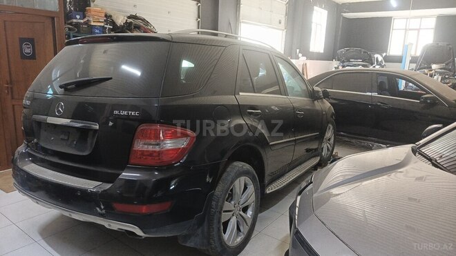 Mercedes ML 350 4MATIC 2011, 120,000 km - 3.0 l - Bakı
