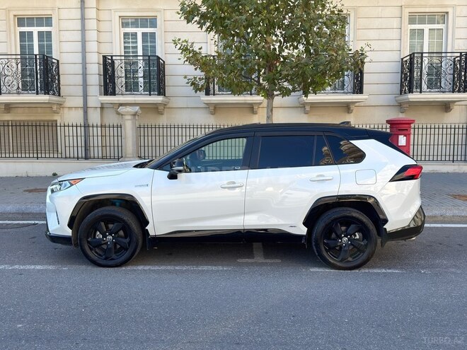 Toyota RAV4 2021, 106,000 km - 2.5 l - Bakı