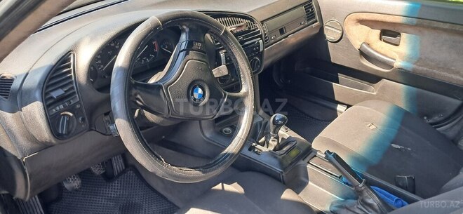 BMW 318 1993, 318,776 km - 1.9 l - Zaqatala