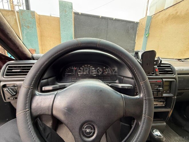 Opel Vectra 1994, 588,000 km - 2.0 l - Bakı