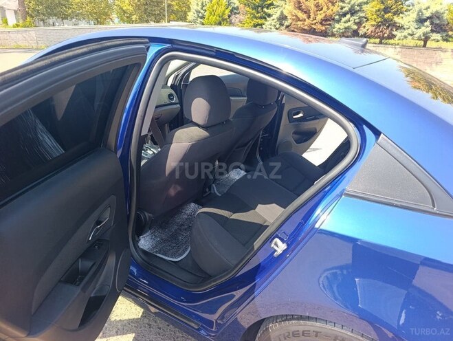 Chevrolet Cruze 2013, 342,000 km - 1.4 l - Astara