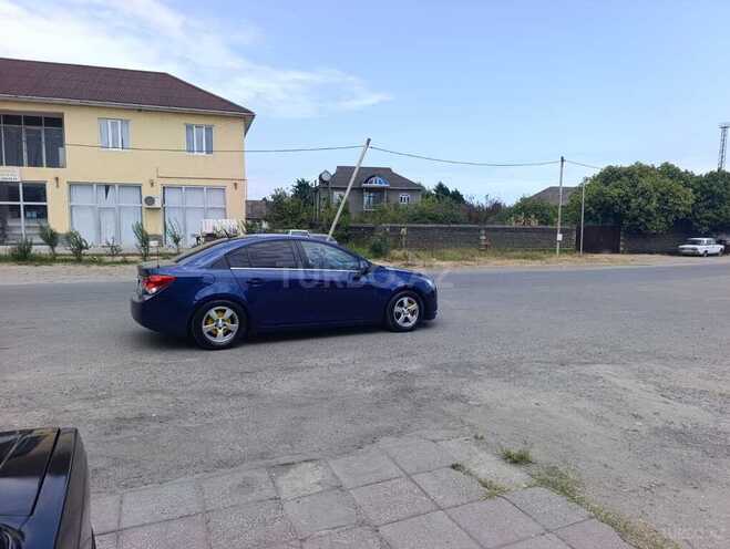 Chevrolet Cruze 2013, 342,000 km - 1.4 l - Astara