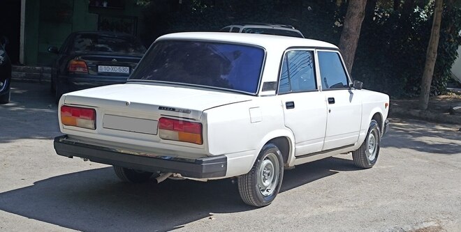 LADA (VAZ) 2107 2001, 128,000 km - 1.6 л - Bakı