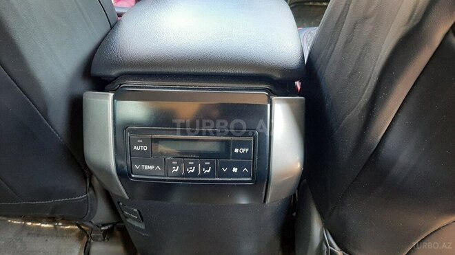 Toyota Land Cruiser Prado 2011, 130,000 km - 2.7 л - Bakı