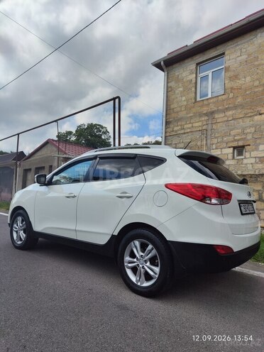 Hyundai ix35 2010, 322,000 km - 2.0 л - Qusar