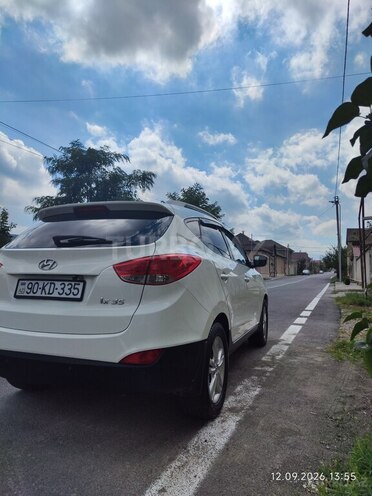 Hyundai ix35 2010, 322,000 km - 2.0 л - Qusar