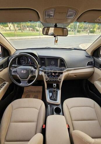 Hyundai Elantra 2018, 167,000 km - 2.0 l - Bakı