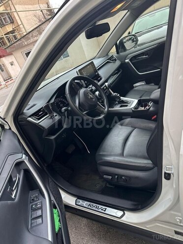 Toyota RAV4 2020, 37,000 km - 2.0 l - Bakı